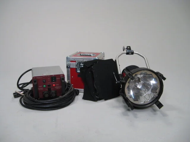 Mole 1200 HMI Daylight Par Light System (90-260vac) — Kaye Lites Inc.